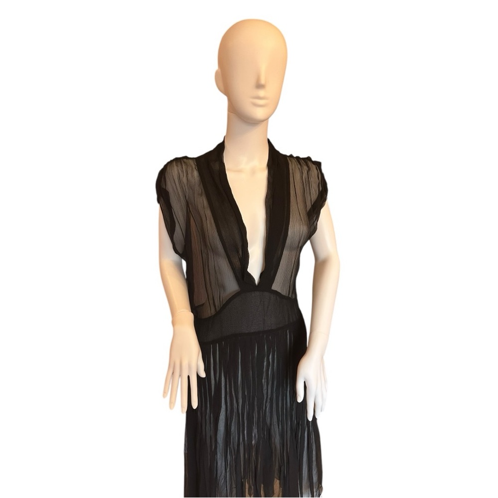 Elegant Black Sheer Dress - Picture 2 of 4